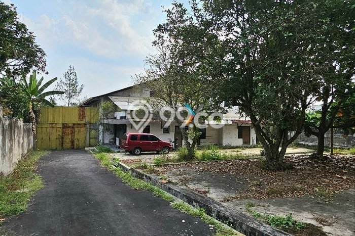Unit Gudang Dijual di Tumpang Malang Luas Bangunan 700m2 Unit Gudang Dijual di Tumpang Malang Luas Bangunan 700m2