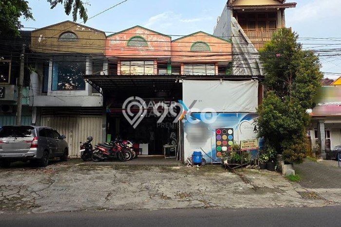 Unit Ruko Dijual di Malang LT 177m2 & LB 330m2 Unit Ruko Dijual di Malang LT 177m2 & LB 330m2
