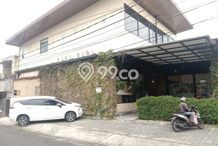Komersial Dijual di Malang LT 375m2 & LB 500m2 Lokasi Terbaik! Komersial Dijual di Malang LT 375m2 & LB 500m2 Lokasi Terbaik!