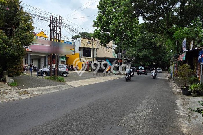 Unit Ruko Dijual di Malang LT 177m2 & LB 330m2 Unit Ruko Dijual di Malang LT 177m2 & LB 330m2