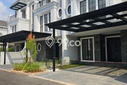 HUNIAN EKSKLUSIF! Rumah di Klender, 4 KM, Konsep Minimalis, Luas 105m2m² LB 315m2m² HUNIAN EKSKLUSIF! Rumah di Klender, 4 KM, Konsep Minimalis, Luas 105m2m² LB 315m2m²