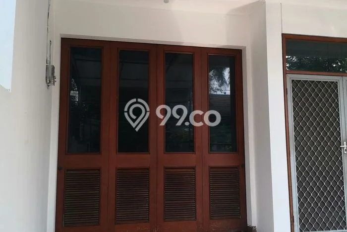 Disewakan Rumah Murah di Tanjung Duren Jakarta Barat Punya 4 KT Disewakan Rumah Murah di Tanjung Duren Jakarta Barat Punya 4 KT