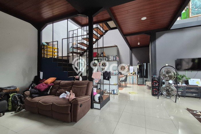 Dijual Cepat Rumah Favorit Siap Huni LB 200m2 di Pamulang, Tangerang Selatan Dijual Cepat Rumah Favorit Siap Huni LB 200m2 di Pamulang, Tangerang Selatan