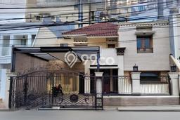 Jual Rumah Mewah Megah Dengan View Eksklusif di Pondok Indah, Jakarta Selatan Jual Rumah Mewah Megah Dengan View Eksklusif di Pondok Indah, Jakarta Selatan