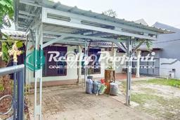 HUNIAN PILIHAN! Rumah kawasan Jatiwaringin, 4 KM, Area Asri, LT 300m² Bangunan 200m² HUNIAN PILIHAN! Rumah kawasan Jatiwaringin, 4 KM, Area Asri, LT 300m² Bangunan 200m²