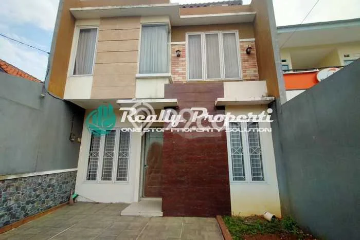 Rumah Sewa Bekasi LT 90m2 LB 110m2 Area Jatiwaringin Rumah Sewa Bekasi LT 90m2 LB 110m2 Area Jatiwaringin
