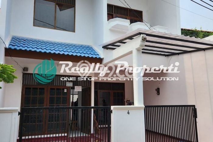 Rumah area Makasar, 2 KM, Area Tenang Rumah area Makasar, 2 KM, Area Tenang