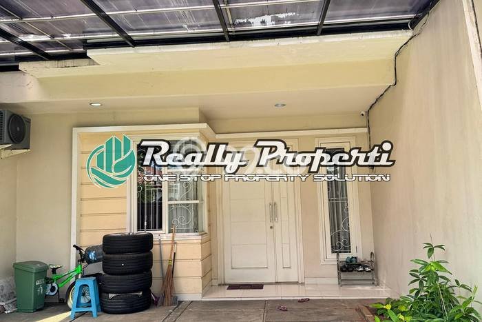 Disewakan! Rumah 3 Kamar Tidur &
3 Kamar Mandi di Pondok Kelapa, Jakarta Timur Disewakan! Rumah 3 Kamar Tidur &
3 Kamar Mandi di Pondok Kelapa, Jakarta Timur