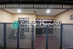 Jarang Ada! Rumah Kontrakan 3 Kamar Nyaman Siap Huni Pondok Kelapa Jarang Ada! Rumah Kontrakan 3 Kamar Nyaman Siap Huni Pondok Kelapa