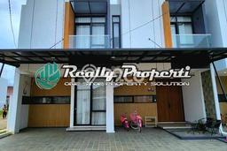 Dijual Hunian Rumah Terawat 3 Kamar di Jatiwaringin, Bekasi Dijual Hunian Rumah Terawat 3 Kamar di Jatiwaringin, Bekasi