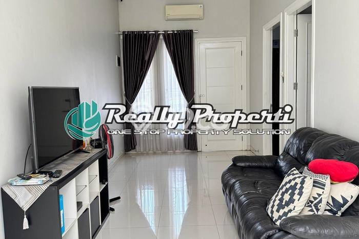 Disewakan! Rumah 3 Kamar Tidur &
3 Kamar Mandi di Pondok Kelapa, Jakarta Timur Disewakan! Rumah 3 Kamar Tidur &
3 Kamar Mandi di Pondok Kelapa, Jakarta Timur