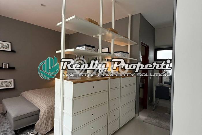 For Sale! Luxury House LT 120m2 Desain Modern di Jatiwarna For Sale! Luxury House LT 120m2 Desain Modern di Jatiwarna
