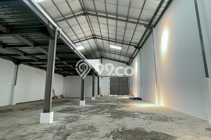 Unit Gudang Disewakan di Teluk Naga di Area Ramai & Strategis Unit Gudang Disewakan di Teluk Naga di Area Ramai & Strategis