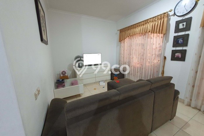 Rumah Luxury Modern Tanpa Renovasi di Puri Media Jakarta Barat Rumah Luxury Modern Tanpa Renovasi di Puri Media Jakarta Barat