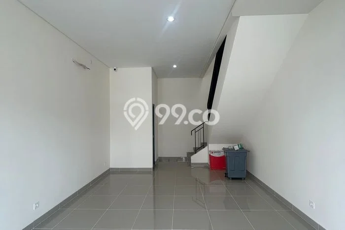Unit Ruko Disewakan di Gading Serpong di Area Ramai & Strategis Unit Ruko Disewakan di Gading Serpong di Area Ramai & Strategis
