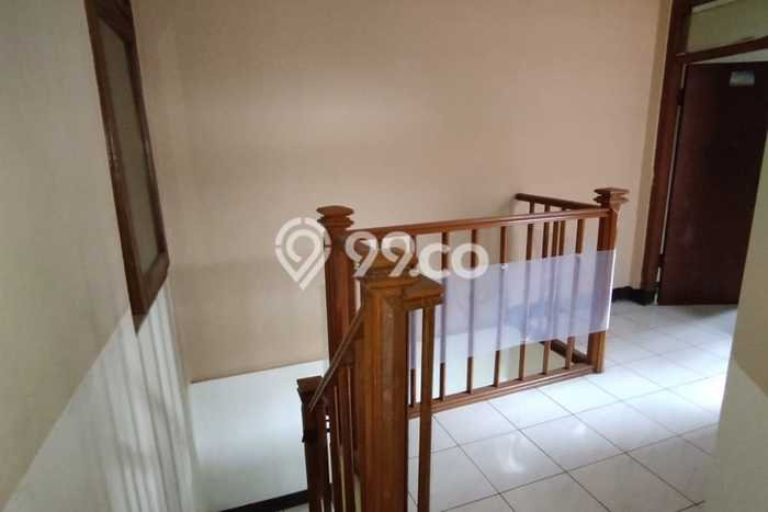 Jarang Ada! Rumah Sewa 5 Kamar Bagus Siap Huni Cikutra Jarang Ada! Rumah Sewa 5 Kamar Bagus Siap Huni Cikutra