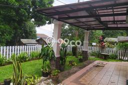 HARGA SPESIAL! Rumah di Sayap Dago, Bandung, Luas 330m2m² LB 250m2m² BISA KPR! HARGA SPESIAL! Rumah di Sayap Dago, Bandung, Luas 330m2m² LB 250m2m² BISA KPR!