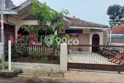 Rumah di Supratman, Dekat Fasilitas, 3 KM, LT 154m² LB 100m² Rumah di Supratman, Dekat Fasilitas, 3 KM, LT 154m² LB 100m²
