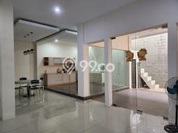 Dijual Rumah Mewah Megah Dengan View Eksklusif di Pantai Indah Kapuk, Jakarta Utara Dijual Rumah Mewah Megah Dengan View Eksklusif di Pantai Indah Kapuk, Jakarta Utara