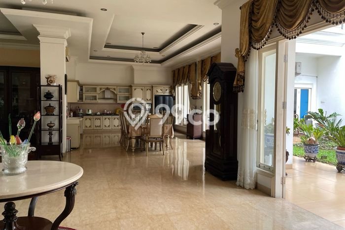 Rumah Luxury Modern Siap Huni di BSD Bukit Golf Tangerang Rumah Luxury Modern Siap Huni di BSD Bukit Golf Tangerang