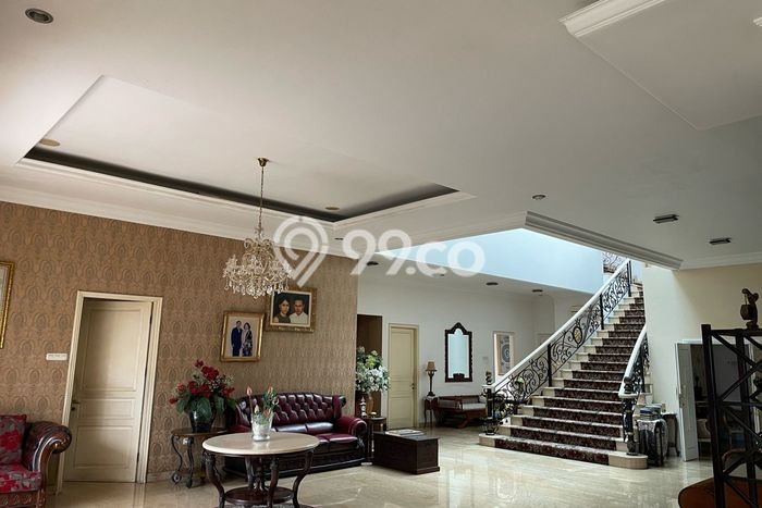 Rumah Luxury Modern Siap Huni di BSD Bukit Golf Tangerang Rumah Luxury Modern Siap Huni di BSD Bukit Golf Tangerang