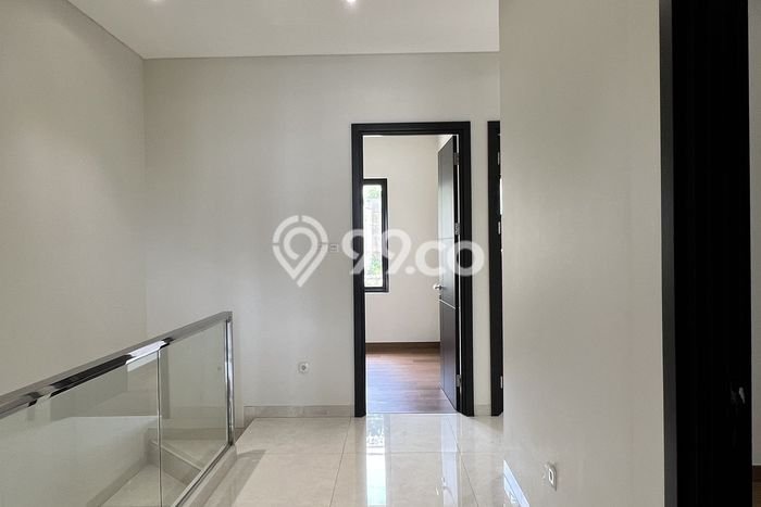 Rumah Elit Modern Tanpa Renovasi di BSD Vanya Park Tangerang Rumah Elit Modern Tanpa Renovasi di BSD Vanya Park Tangerang