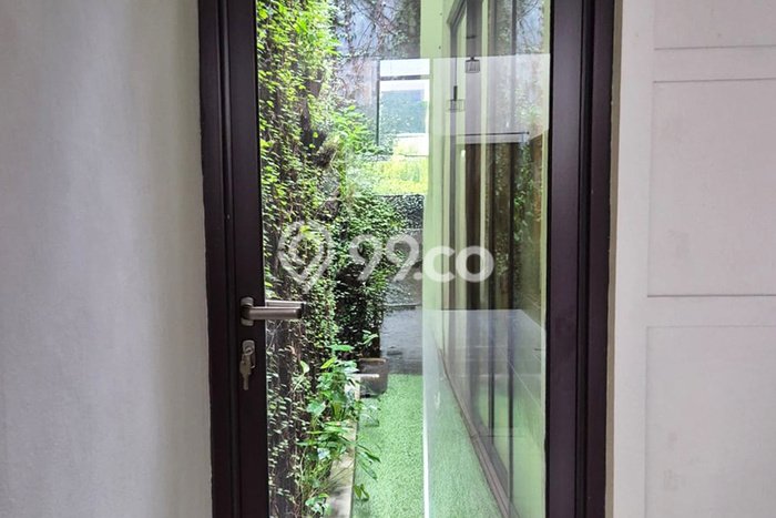 Rumah Luxury Modern Siap Huni di BSD Green Wich Tangerang Rumah Luxury Modern Siap Huni di BSD Green Wich Tangerang
