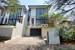 Rumah Elit LB 285m2 Siap Huni Desain Elegan di BSD City, Tangerang Rumah Elit LB 285m2 Siap Huni Desain Elegan di BSD City, Tangerang