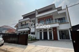 Ready to Use! Luxury House LT 180m2 Desain Elegan di BSD Nusaloka Ready to Use! Luxury House LT 180m2 Desain Elegan di BSD Nusaloka