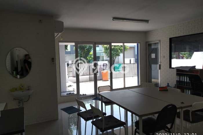 Unit Komersial Disewakan di Tangerang Area Strategis Harga Kompetitif Unit Komersial Disewakan di Tangerang Area Strategis Harga Kompetitif
