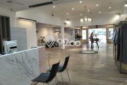Disewakan Komersial Premium di Supratman, Luas 750m², Jalan Utama Disewakan Komersial Premium di Supratman, Luas 750m², Jalan Utama