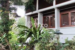 Disewakan! Rumah 6 Kamar Tidur &
5 Kamar Mandi di Setiabudi, Bandung Disewakan! Rumah 6 Kamar Tidur &
5 Kamar Mandi di Setiabudi, Bandung