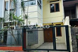 Disewakan! Rumah 3 Kamar Tidur &
3 Kamar Mandi di Setra Duta, Bandung Disewakan! Rumah 3 Kamar Tidur &
3 Kamar Mandi di Setra Duta, Bandung