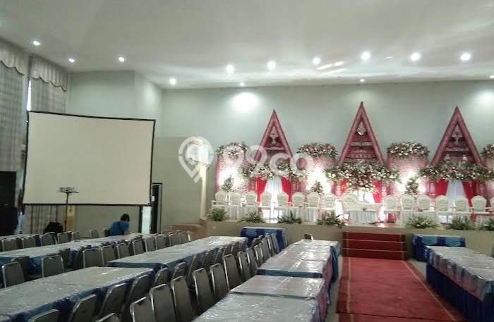 AREA BISNIS! Komersial di Jatiwaringin, Luas 2000m², Jalan Utama, Strategis AREA BISNIS! Komersial di Jatiwaringin, Luas 2000m², Jalan Utama, Strategis