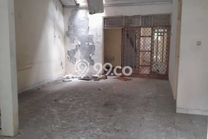Jual Rumah Eksklusif 4 KT di Taman Surya, Jakarta Barat Jual Rumah Eksklusif 4 KT di Taman Surya, Jakarta Barat