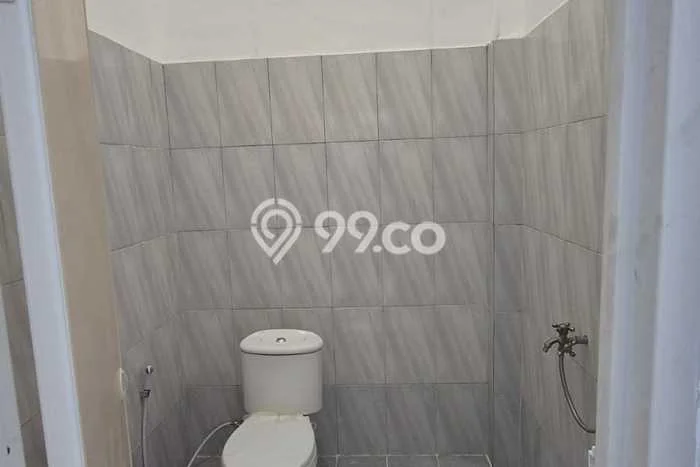 FOR RENT! Gudang di Tanjung Duren Cocok untuk Bisnis 250m2 FOR RENT! Gudang di Tanjung Duren Cocok untuk Bisnis 250m2
