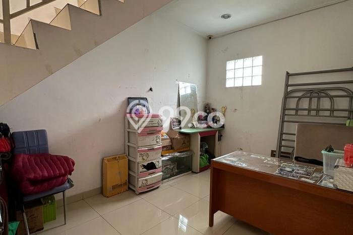 Dijual Rumah Mewah Megah Dengan View Eksklusif di Green Lake City, Jakarta Barat Dijual Rumah Mewah Megah Dengan View Eksklusif di Green Lake City, Jakarta Barat