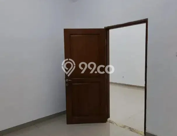 Rumah sewa siap pakai 4 KT di Taman Surya, Jakarta Barat Rumah sewa siap pakai 4 KT di Taman Surya, Jakarta Barat