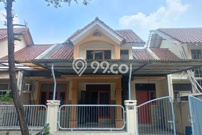 Rumah di Metland Puri, 3 KT, Area Asri, Luas 135m2m² Bangunan 100m2m² Rumah di Metland Puri, 3 KT, Area Asri, Luas 135m2m² Bangunan 100m2m²