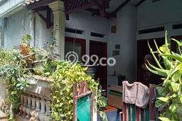 Dijual Hunian Rumah Terawat 2 KT di Klender, Jakarta Timur Dijual Hunian Rumah Terawat 2 KT di Klender, Jakarta Timur