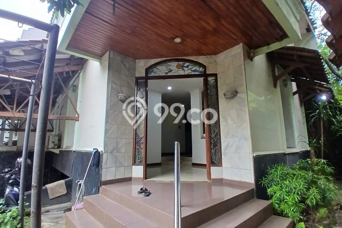 Rumah Disewakan Jakarta Timur LT 250m2 LB 200m2 Kawasan Pondok Kelapa Rumah Disewakan Jakarta Timur LT 250m2 LB 200m2 Kawasan Pondok Kelapa
