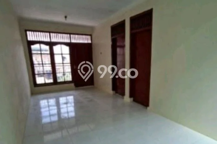 Disewakan! Rumah 3 Kamar Tidur &
2 Kamar Mandi di Pondok Kelapa, Jakarta Timur Disewakan! Rumah 3 Kamar Tidur &
2 Kamar Mandi di Pondok Kelapa, Jakarta Timur