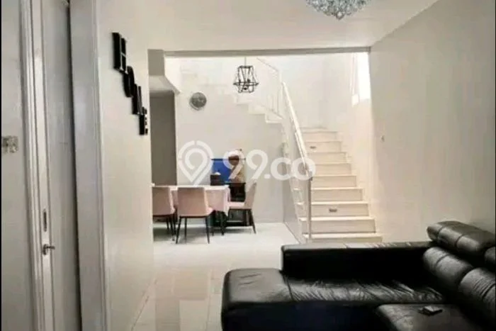 Jarang Ada! Rumah Sewa 3 Kamar Nyaman Siap Huni Pondok Kelapa Jarang Ada! Rumah Sewa 3 Kamar Nyaman Siap Huni Pondok Kelapa