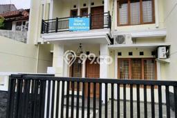 Dijual Rumah Mewah Megah Dengan View Eksklusif di Pondok Kelapa, Jakarta Timur Dijual Rumah Mewah Megah Dengan View Eksklusif di Pondok Kelapa, Jakarta Timur
