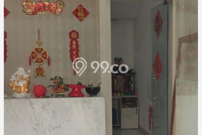Ruko Dijual di Prime Area Jakarta Barat Luas 120m2 Ruko Dijual di Prime Area Jakarta Barat Luas 120m2