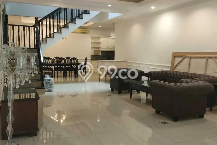 Siap Huni Rumah Mewah 3 Kamar di Menteng Dekat ke Mana Pun Siap Huni Rumah Mewah 3 Kamar di Menteng Dekat ke Mana Pun