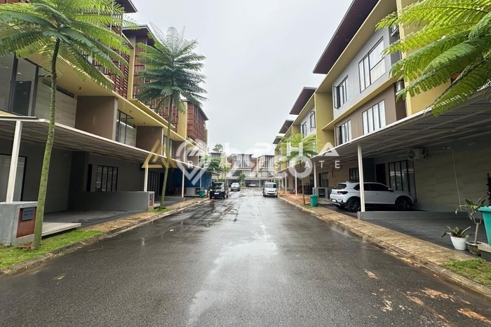Rumah kawasan Batam Centre, Batam, LT 90m² Bangunan 118m² Rumah kawasan Batam Centre, Batam, LT 90m² Bangunan 118m²