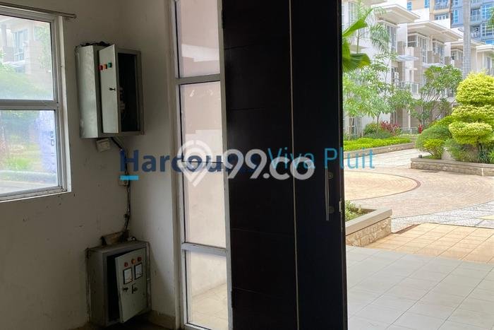 Dijual Rumah Luas Megah Dengan View Cantik di Pluit, Jakarta Utara Dijual Rumah Luas Megah Dengan View Cantik di Pluit, Jakarta Utara