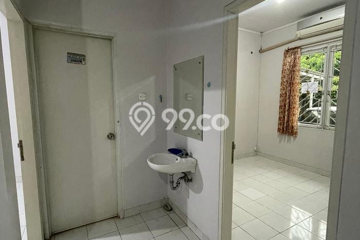SPECIAL LISTING! Rumah area BSD Sevilla, 2 KM, Dekat Fasilitas, Luas 112m² LB 57m² SPECIAL LISTING! Rumah area BSD Sevilla, 2 KM, Dekat Fasilitas, Luas 112m² LB 57m²