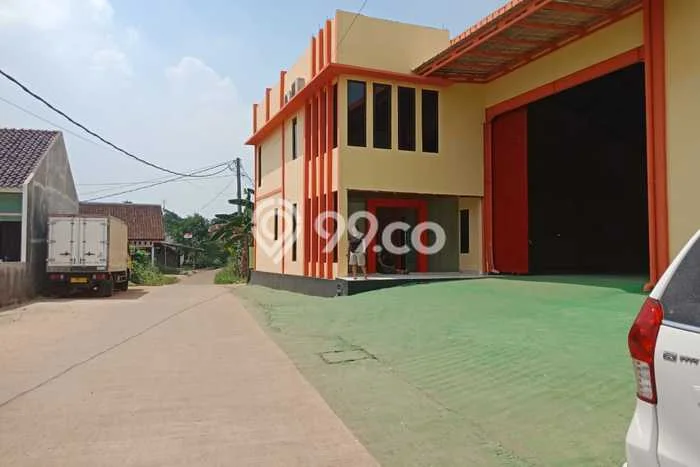 LOKASI PREMIUM! Gudang di Cileungsi, Luas 1000m², Jalan Strategis LOKASI PREMIUM! Gudang di Cileungsi, Luas 1000m², Jalan Strategis